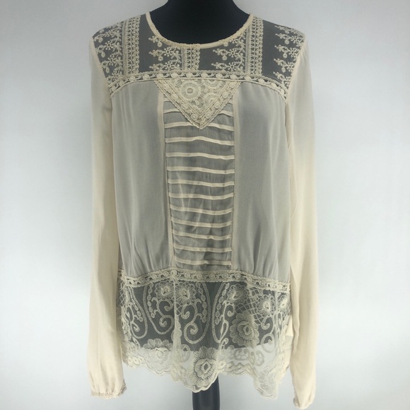 Taylor & Sage Tops - Cream boho chic top